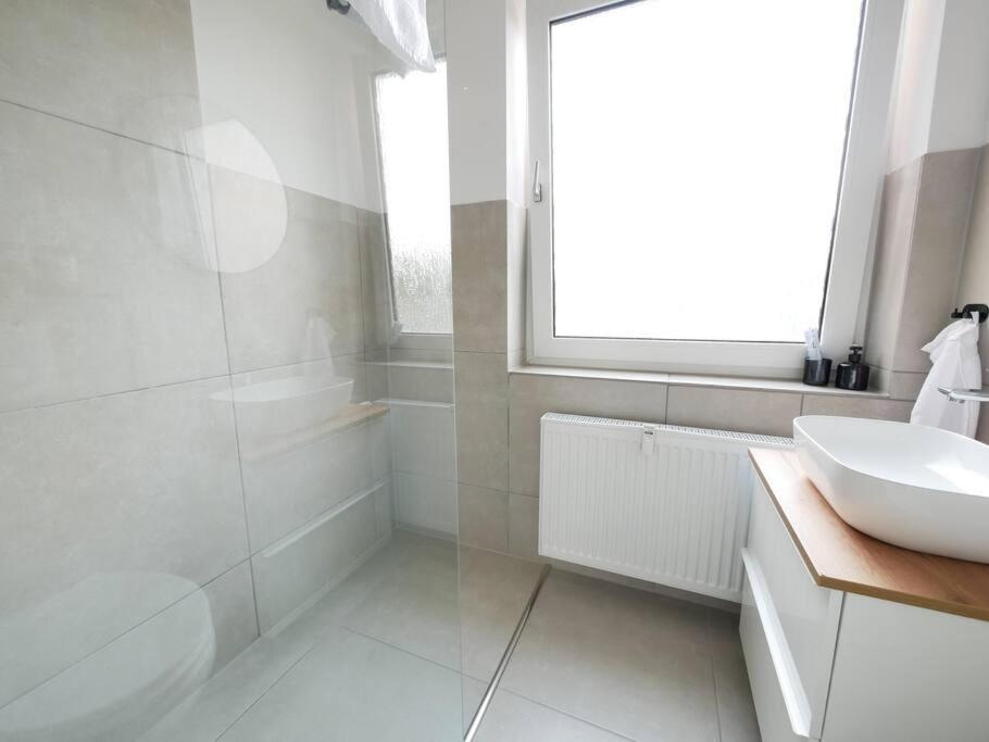 69 M², Zentral, Balkon, Stilvoll Apartment Osnabruck Bagian luar foto